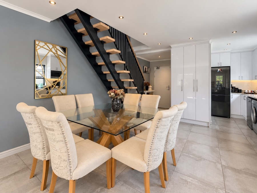 2 Bedroom Property for Sale in Kenilworth Western Cape